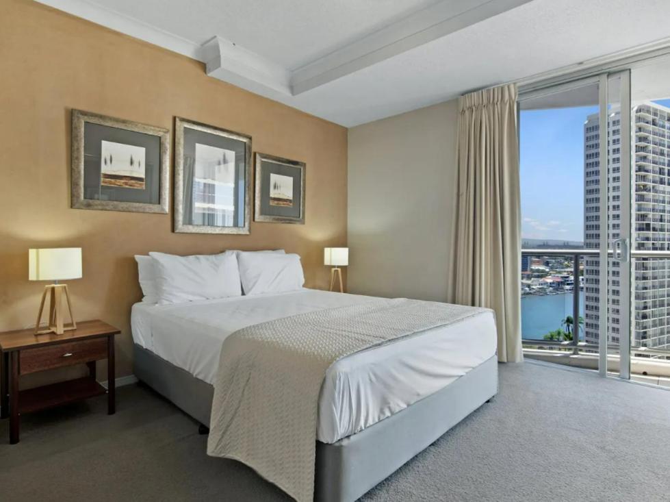 Towers Of Chevron - Private Apartment Gold Coast