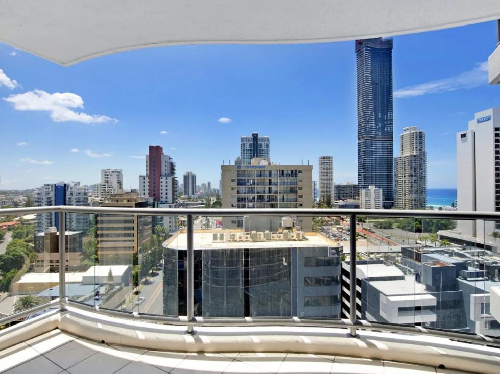 Apartment Towers Of Chevron - Private Gold Coast